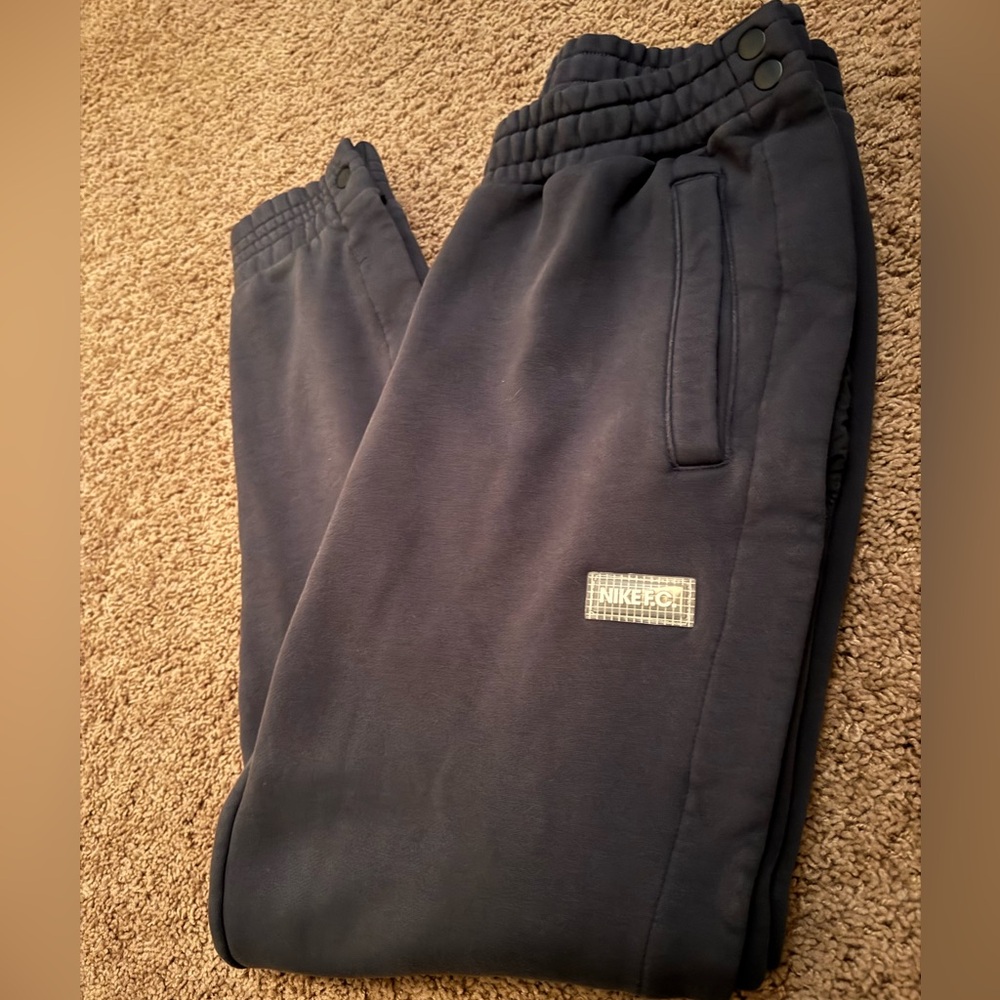 Nike F.C. Fleece Jogger Pants men’s Large - Picture 7 of 7